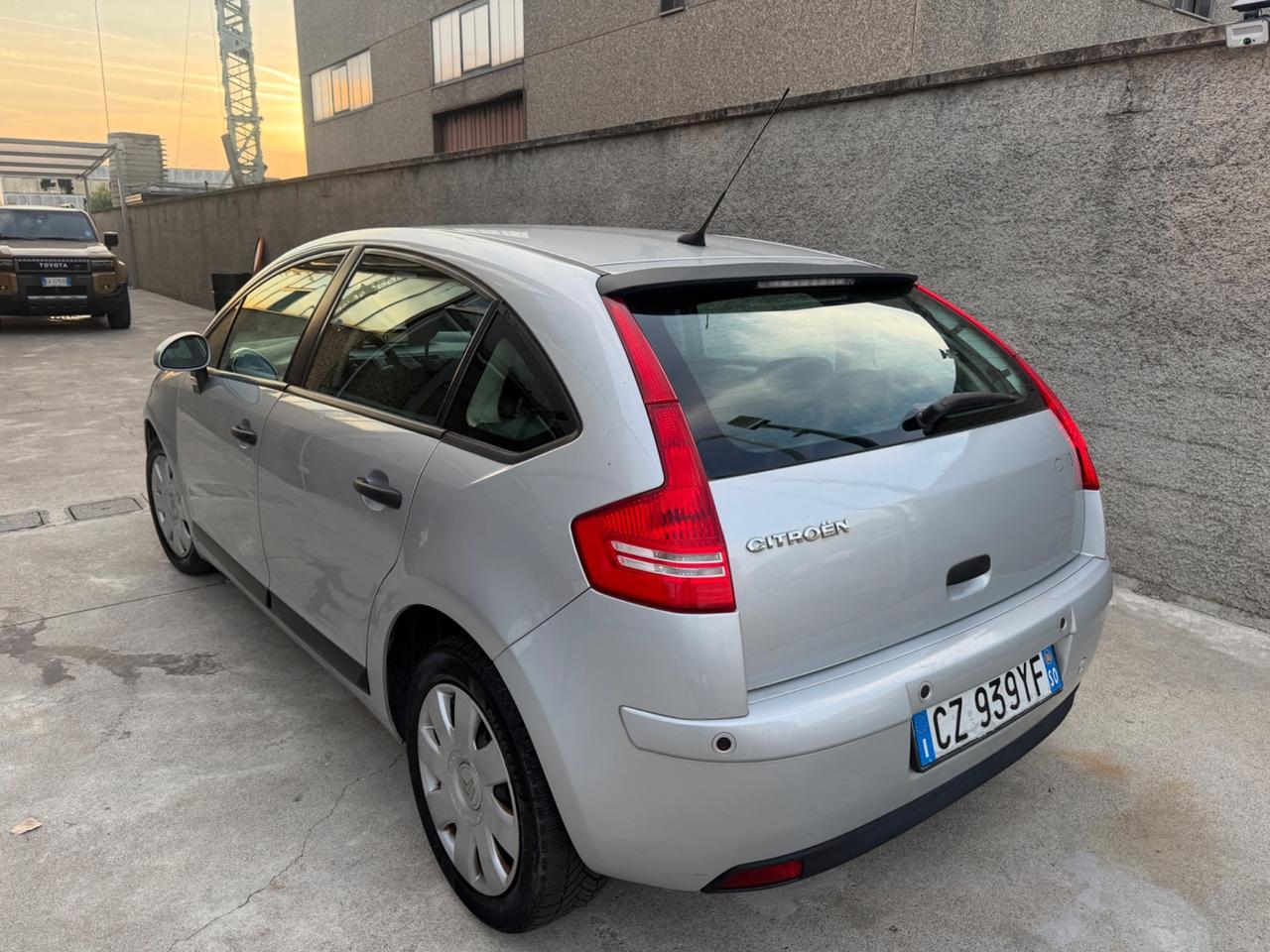 CITROEN C4 1.4 BENZINA EURO4 NEOPATENTATI