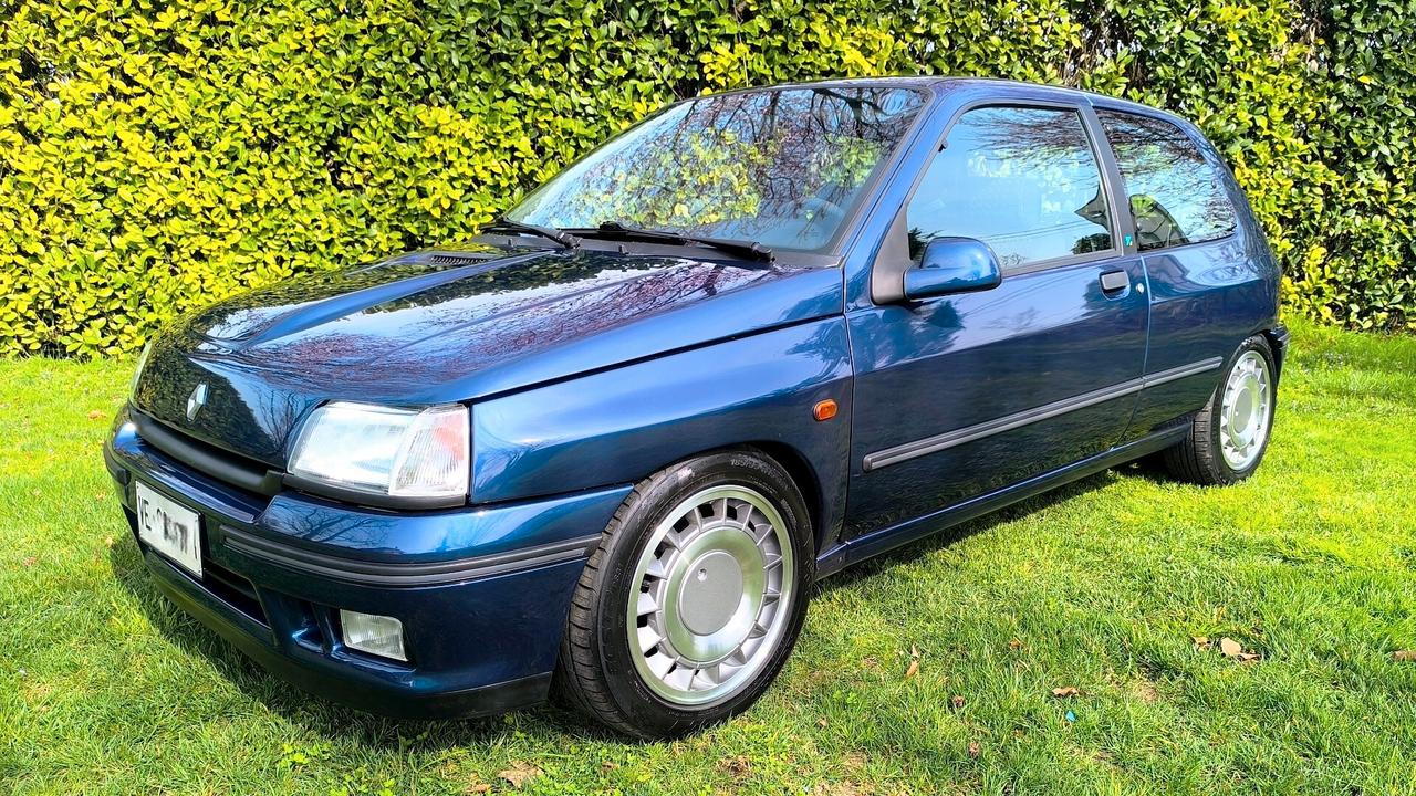Renault Clio 1.8i 16V Diac no Cat
