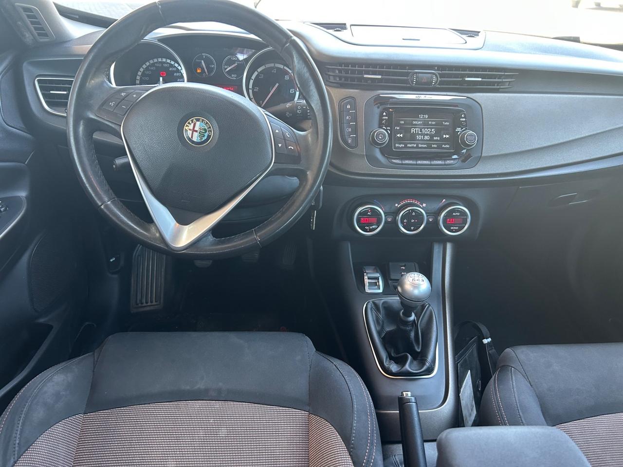 Alfa Romeo Giulietta 1.6 JTDm-2 105 CV Distinctive