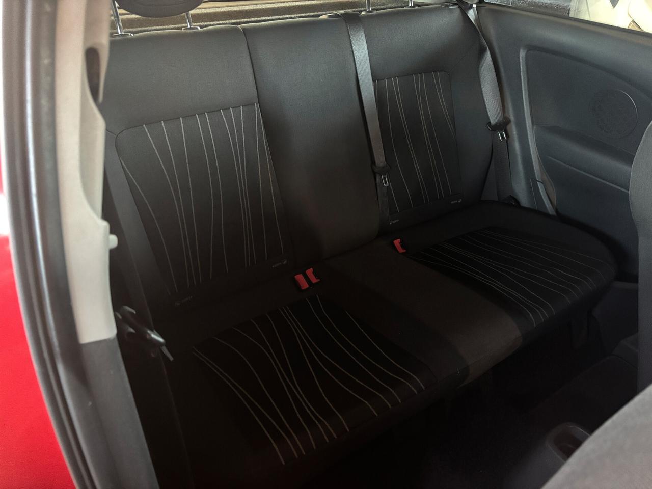 Opel Corsa 1.2 63KW 85CV 3porte Club NEOPATENTATO