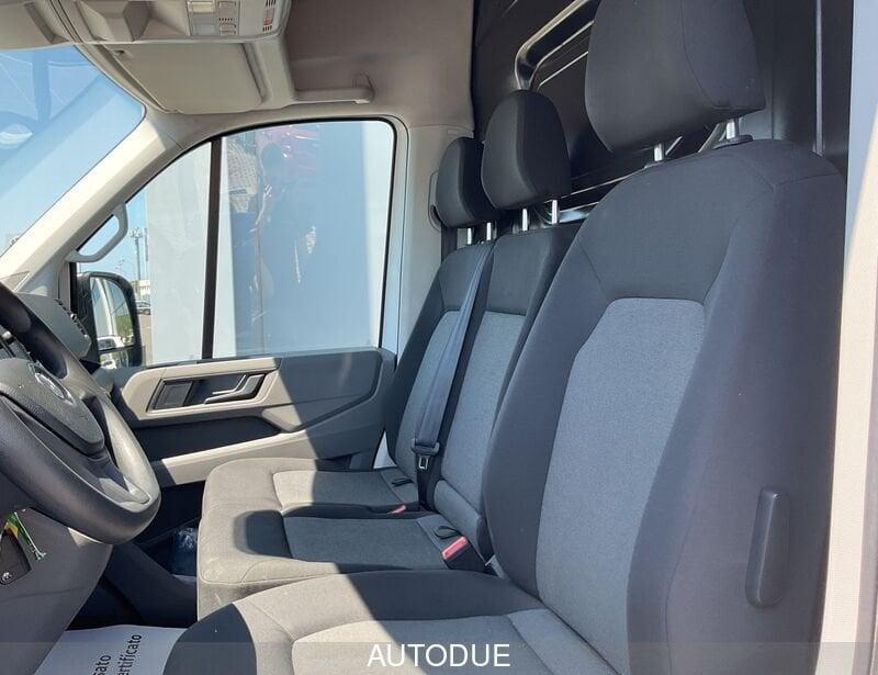 Volkswagen Crafter 35 2.0 TDI 140CV PM-DC Cabinato Business