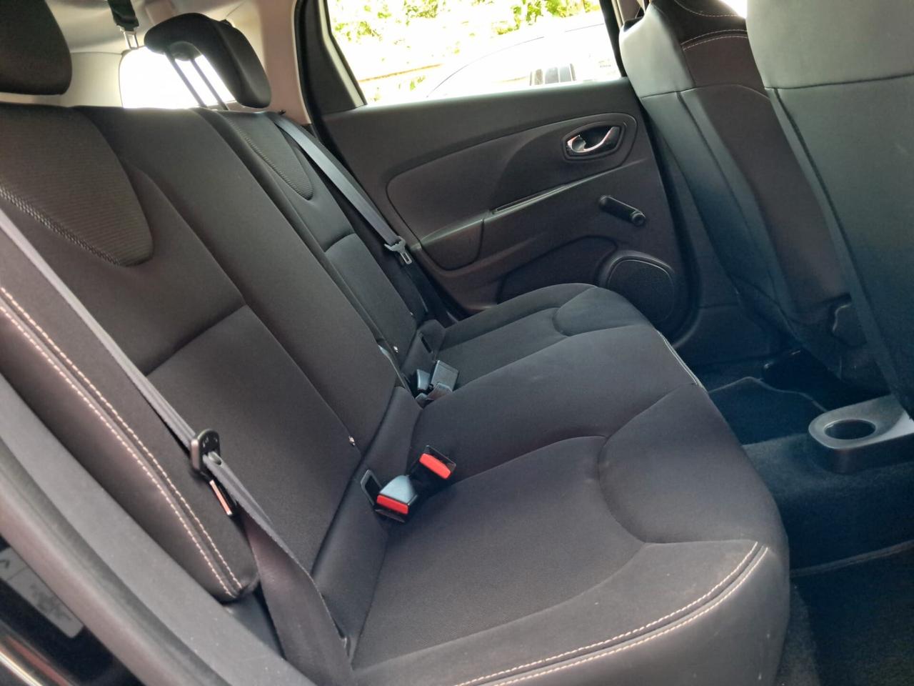 Renault Clio Sporter 1.2 75CV Live 90000 km