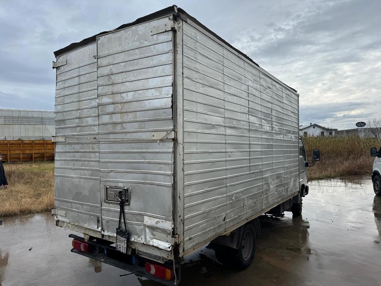 Nissan CABSTAR 35/3 TELAIO GEMELLATO FURGONATO