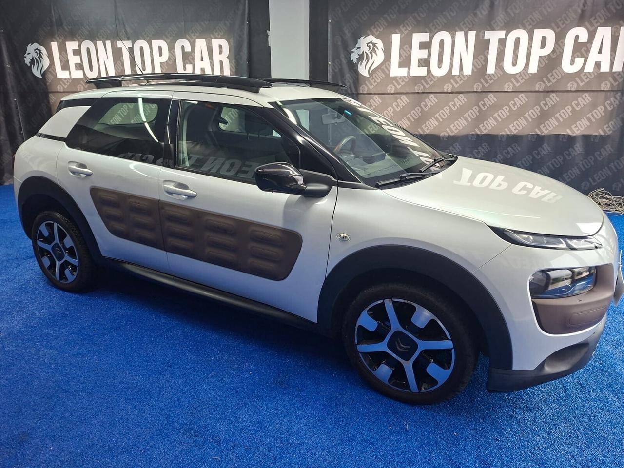Citroen C4 Cactus tetto in vetro bianco perlato full