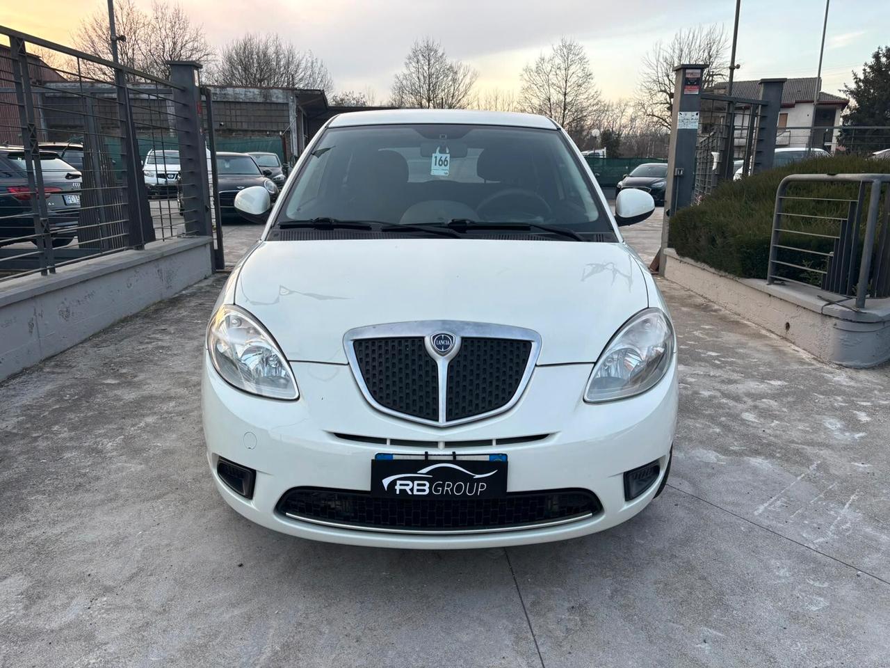 Lancia Ypsilon 1.4 Argento Ecochic GPL