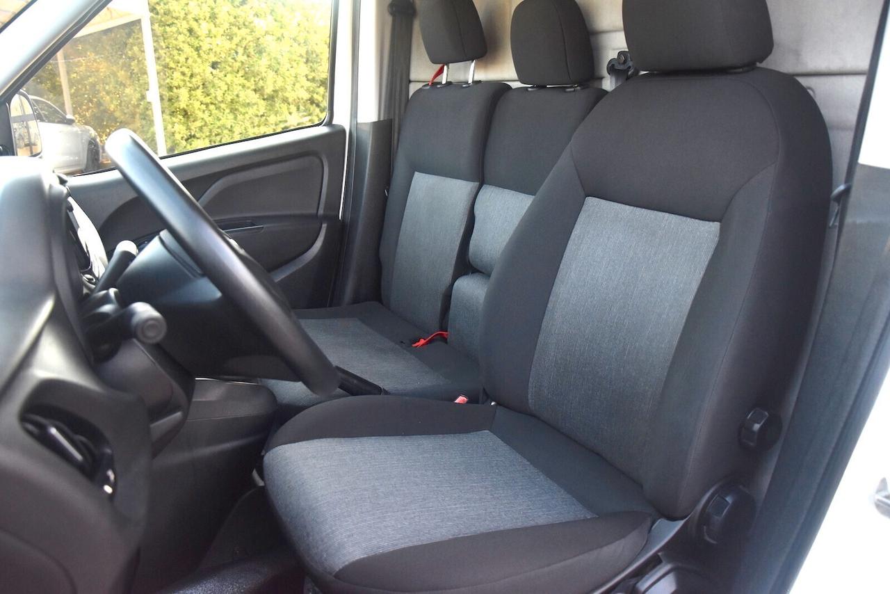 Fiat Doblo Maxi 1.6 mtj 105cv Lounge 3 posti