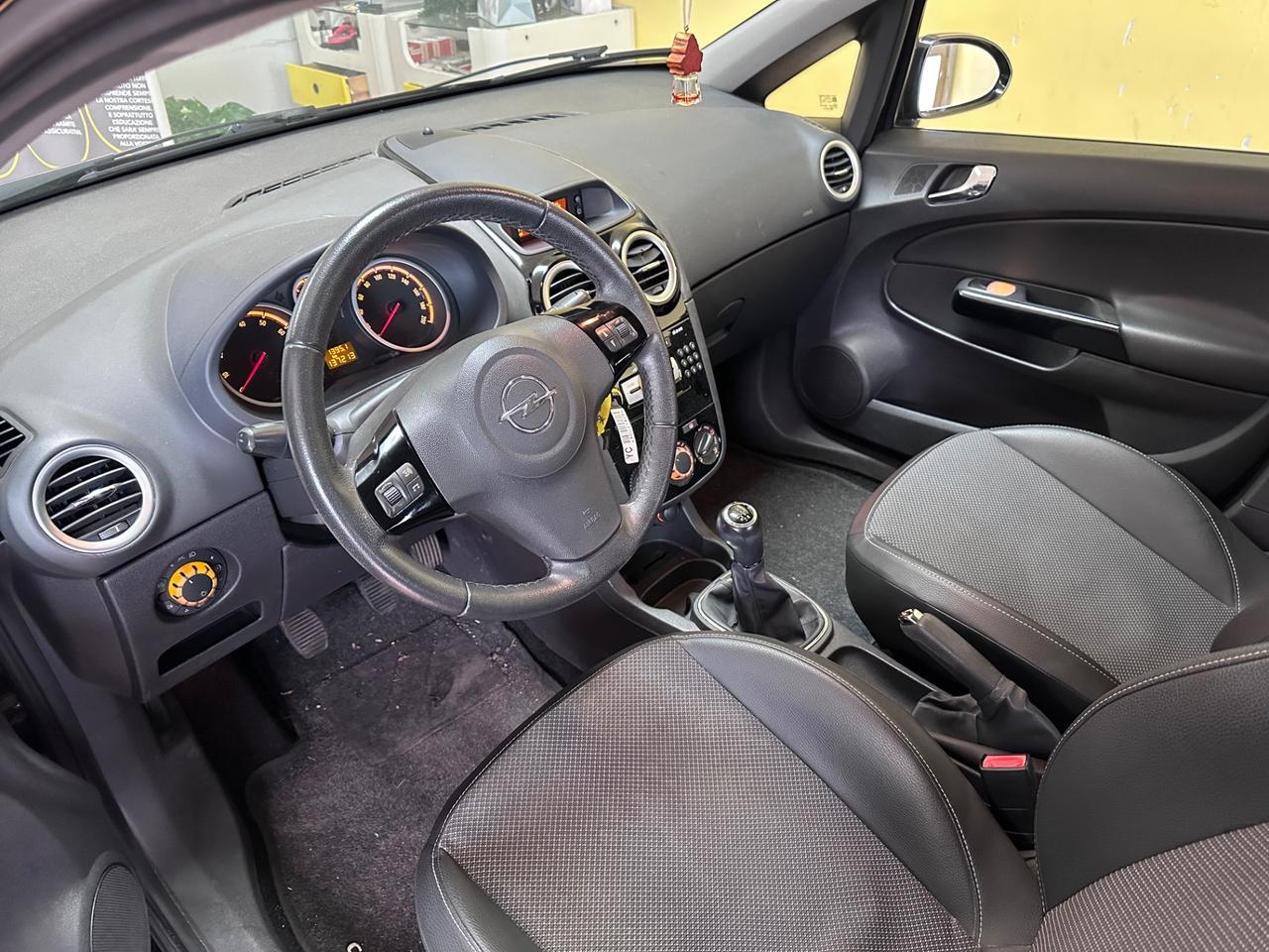 Opel Corsa 1.2benz. 137.000km