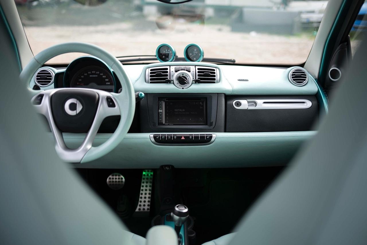 Smart ForTwo 1000 75 kW coupé BRABUS TAILOR MADE UNICA