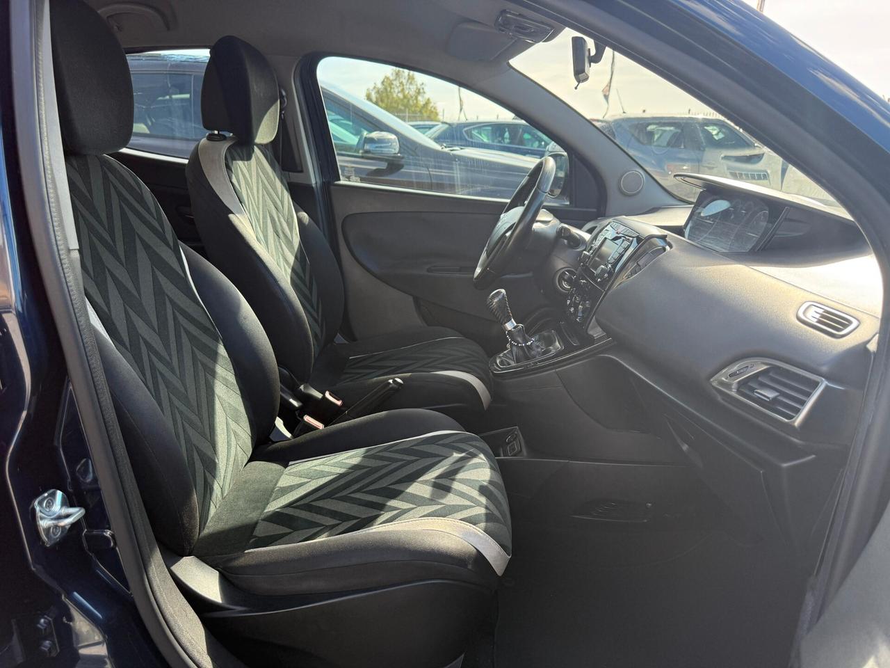Lancia Ypsilon 1.3 MJT 16V 95 CV 5 porte S&S Platinum