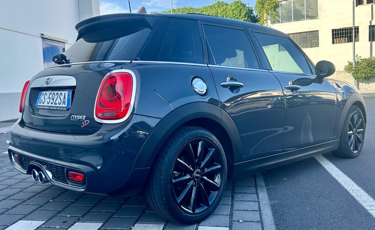 Mini Mini 2.0 Cooper SD 5 porte