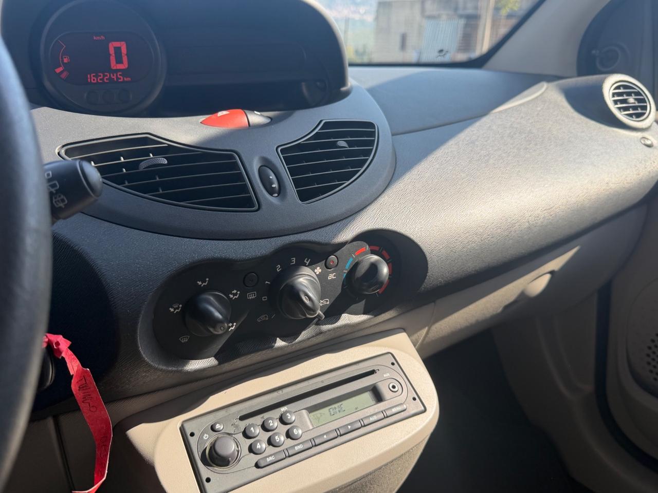 Renault Twingo 1.2 16V LEV Sport & Sound