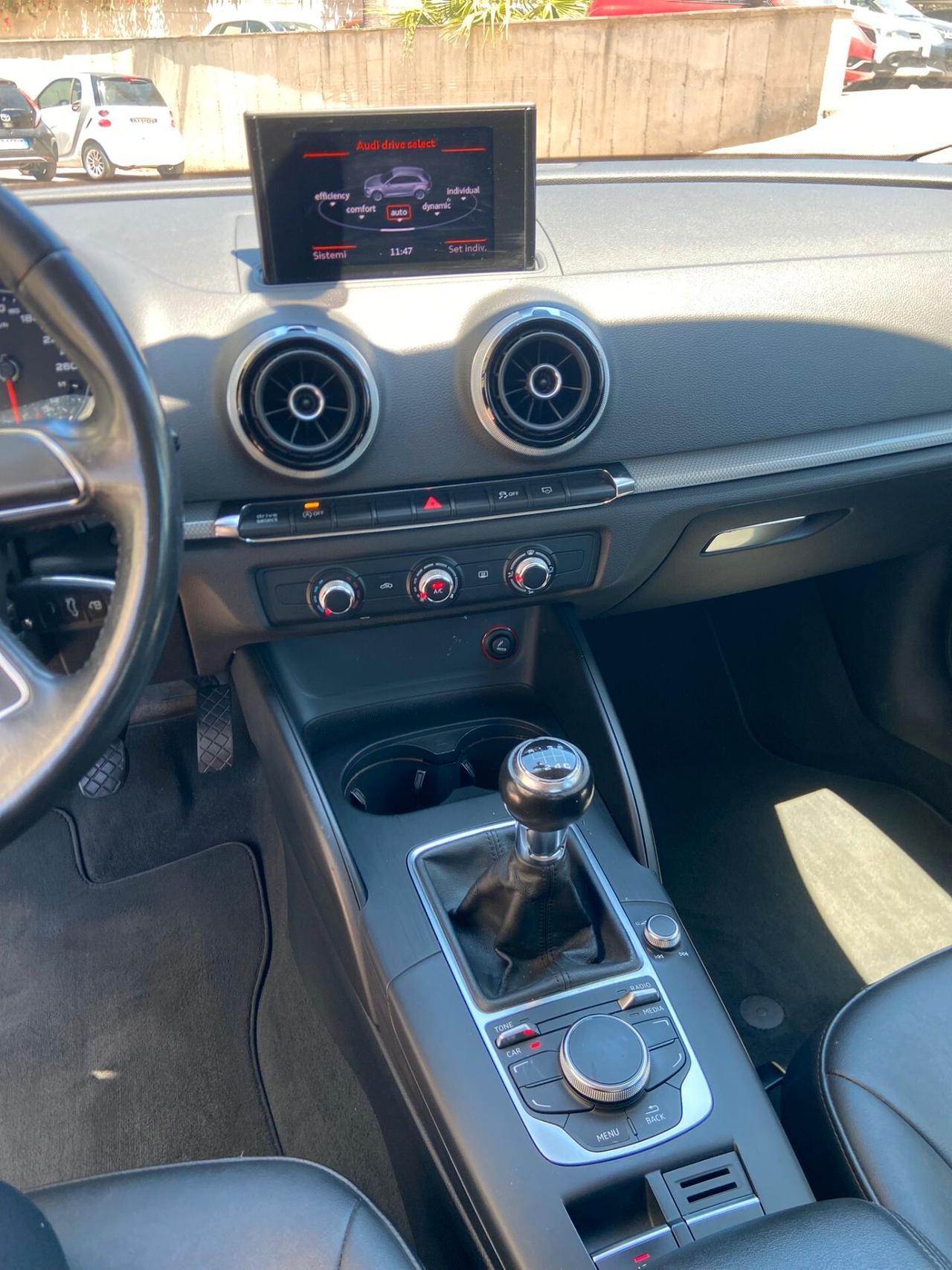 Audi A3 Sportback 1.6 tdi 105cv (77kw) Ambition