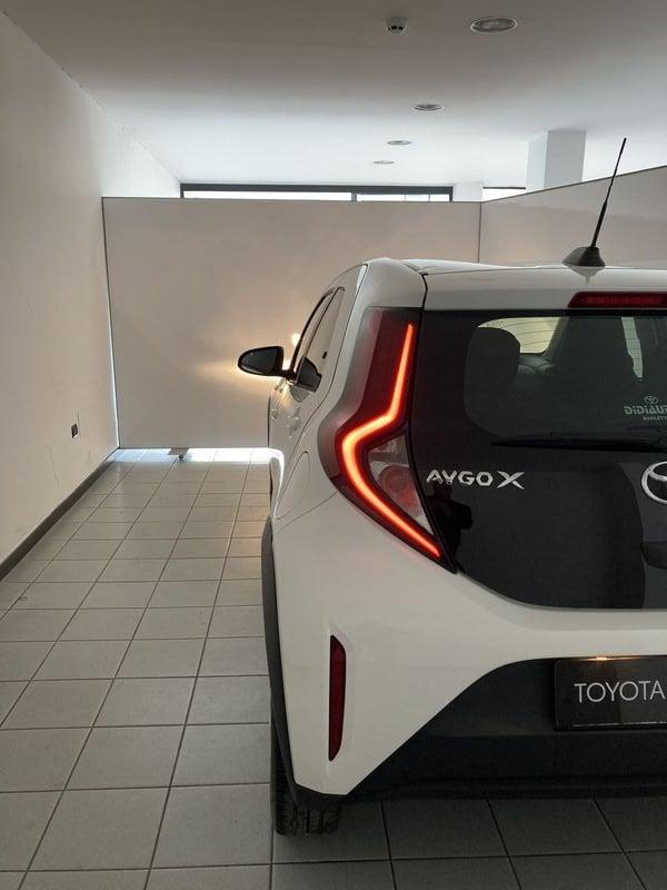 Toyota Aygo X 1.0B (72 CV) Active