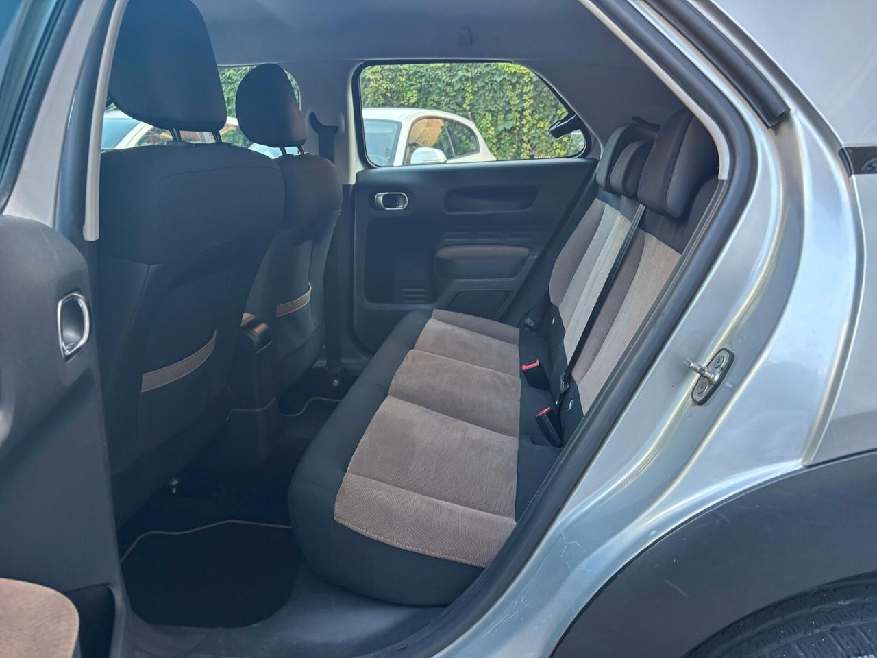 Citroen C4 Cactus BlueHDi 100 S&S Shine