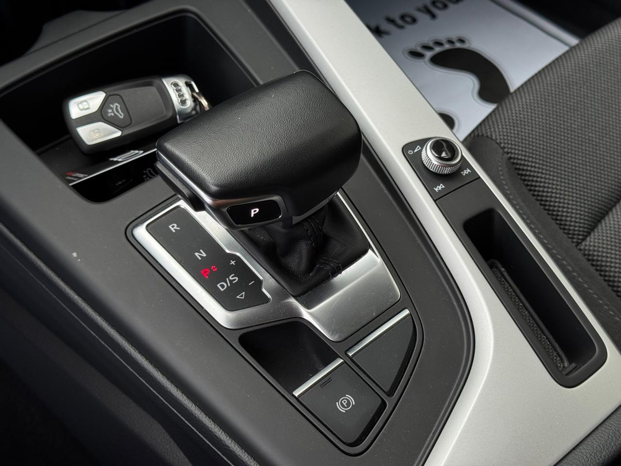 Audi A4 30 TDI 2.0 136cv S-Tronic 2023