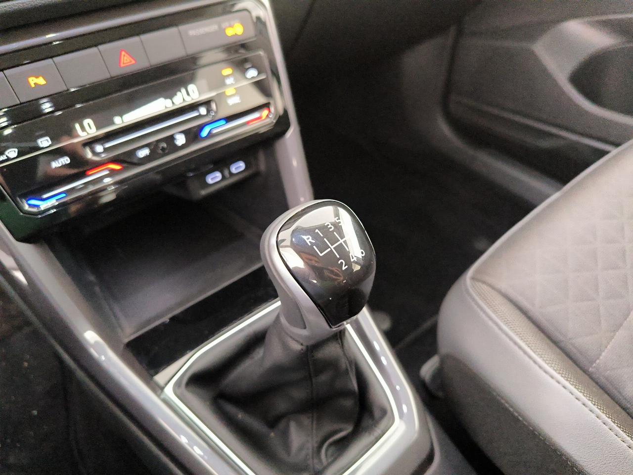 Volkswagen T-Cross 1.0 tsi advanced 110cv