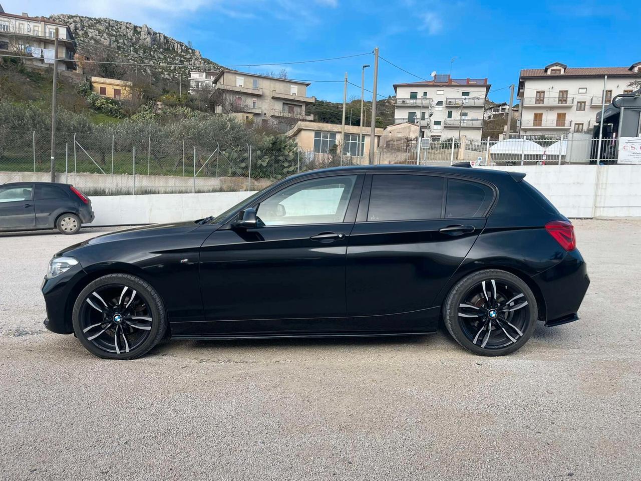 Bmw 118 118d 5p. Msport