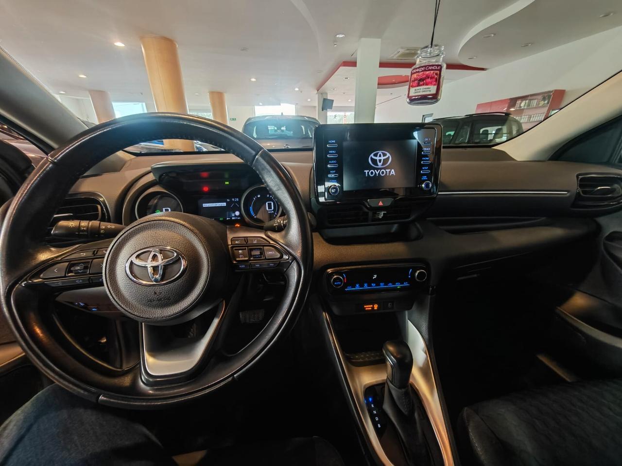 Toyota Yaris 1.5 Hybrid 5 porte Trend