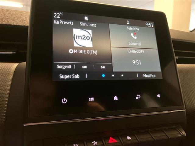 RENAULT Clio 1.6 E Tech hybrid Intens 140cv auto my21