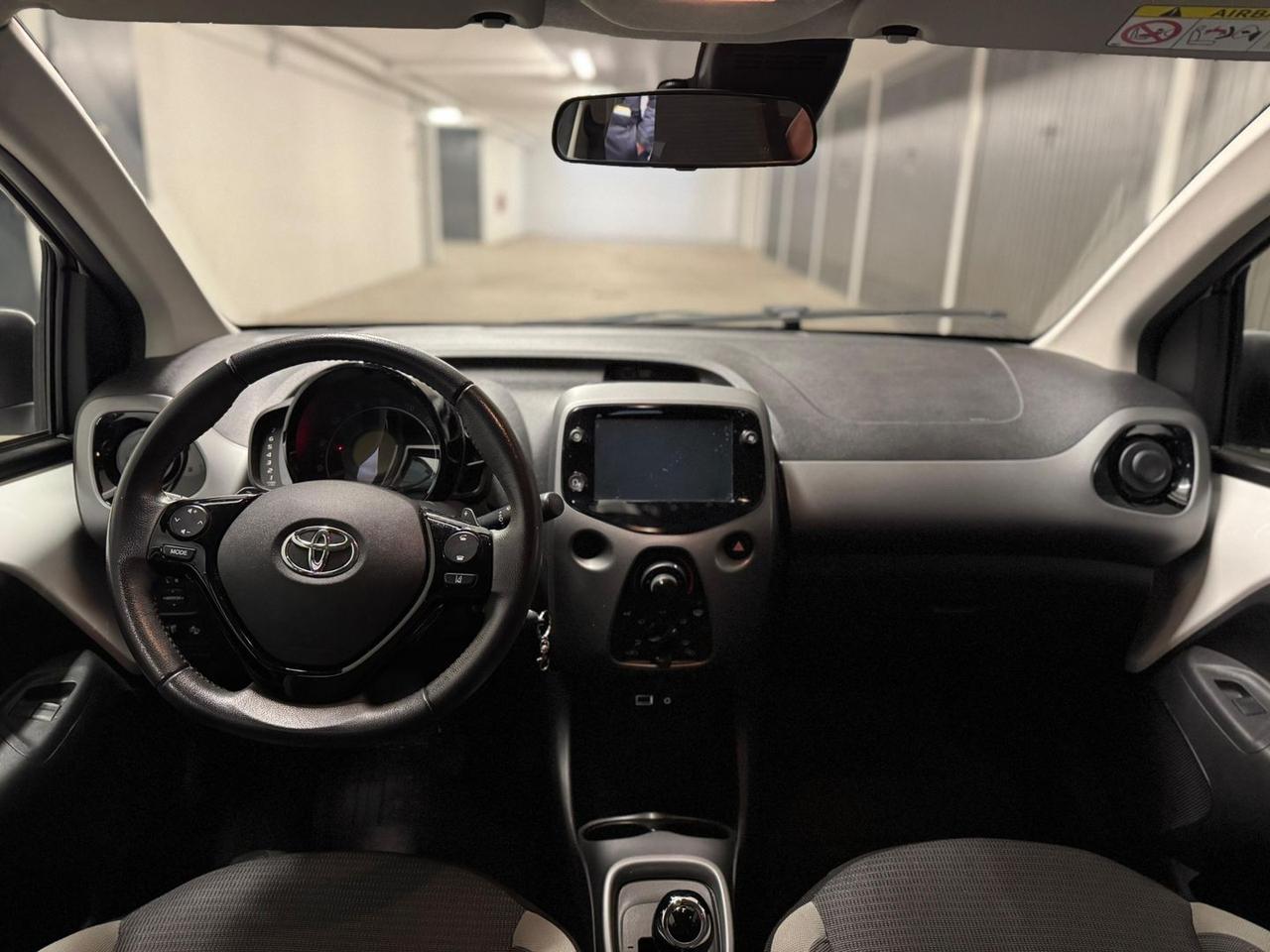 Toyota Aygo X Clusiv Connect 1.0 VVT-i #8100
