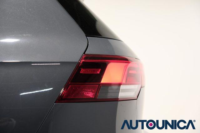 VOLKSWAGEN Golf 1.0 TSI R-LINE FULL LED NEOPATENTATI