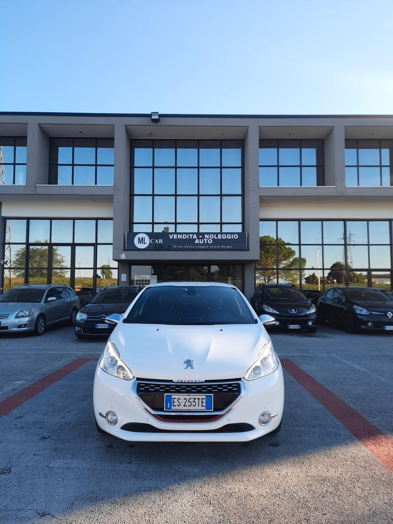 Peugeot 208 1.6 THP 200 CV 3 porte GTi