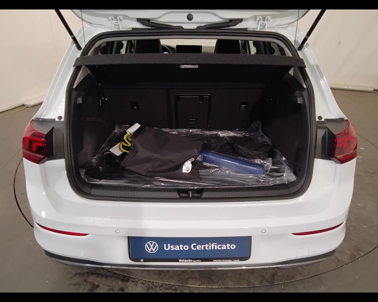 VOLKSWAGEN Golf VIII 2024 - Golf 1.5 tsi ehybrid Style 204cv dsg