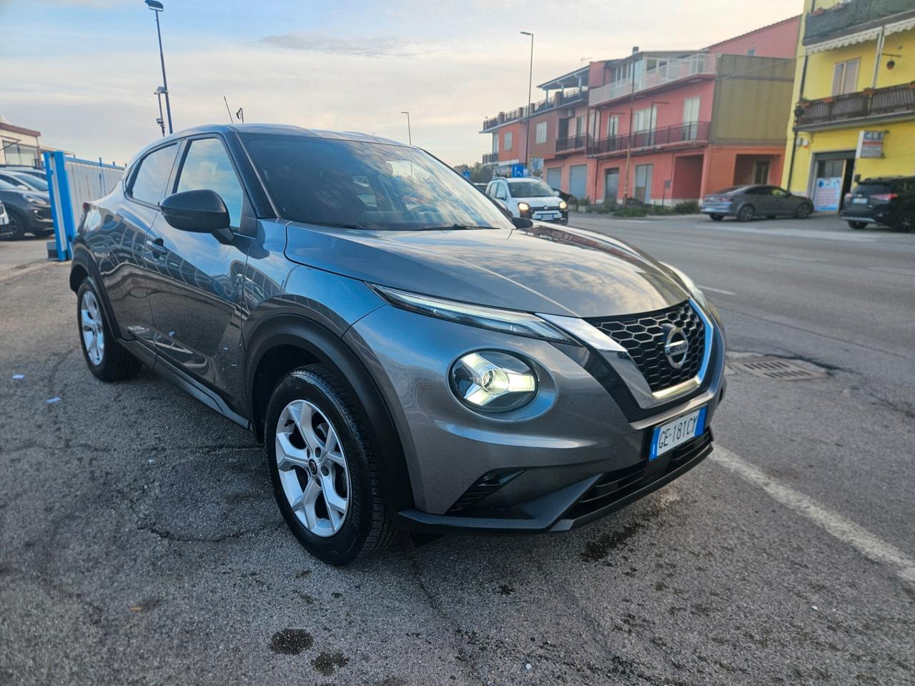 Nissan Juke 1.0 DIG-T 114 CV N-Connecta