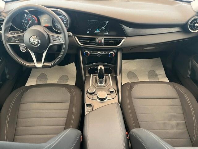 Alfa Romeo Giulia 2.2 t Business 150cv auto