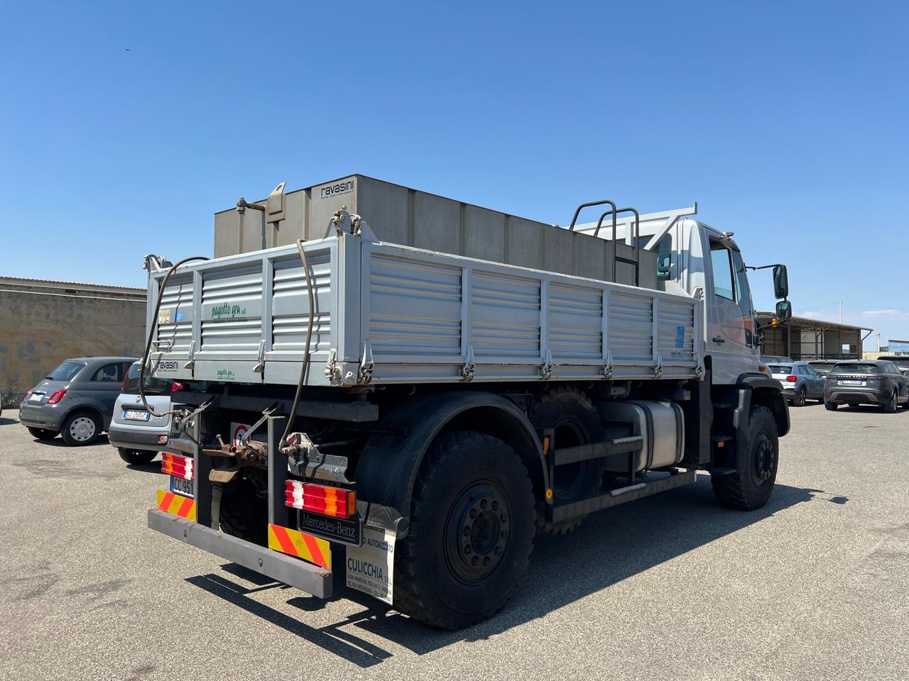 Mercedes-Benz Unimog U500 L Cisterna Ravasini