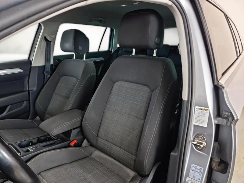 VOLKSWAGEN PASSAT VARIANT 2.0TDI SCR EVO 110kW Business BMT DSG