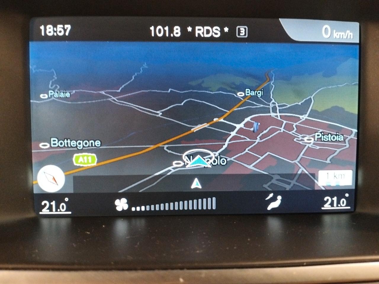 Volvo V40 D2 1.6 - NEOPATENTATI