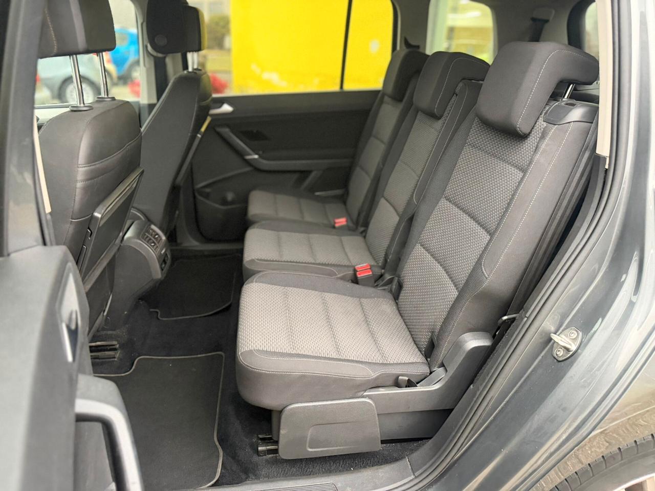 Volkswagen Touran 1.6 TDI 115 CV SCR DSG Executive BlueMotion Tech.