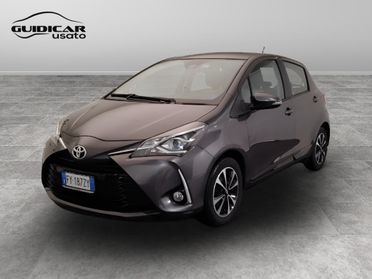 TOYOTA Yaris III 2017 - Yaris 5p 1.0 Active my18
