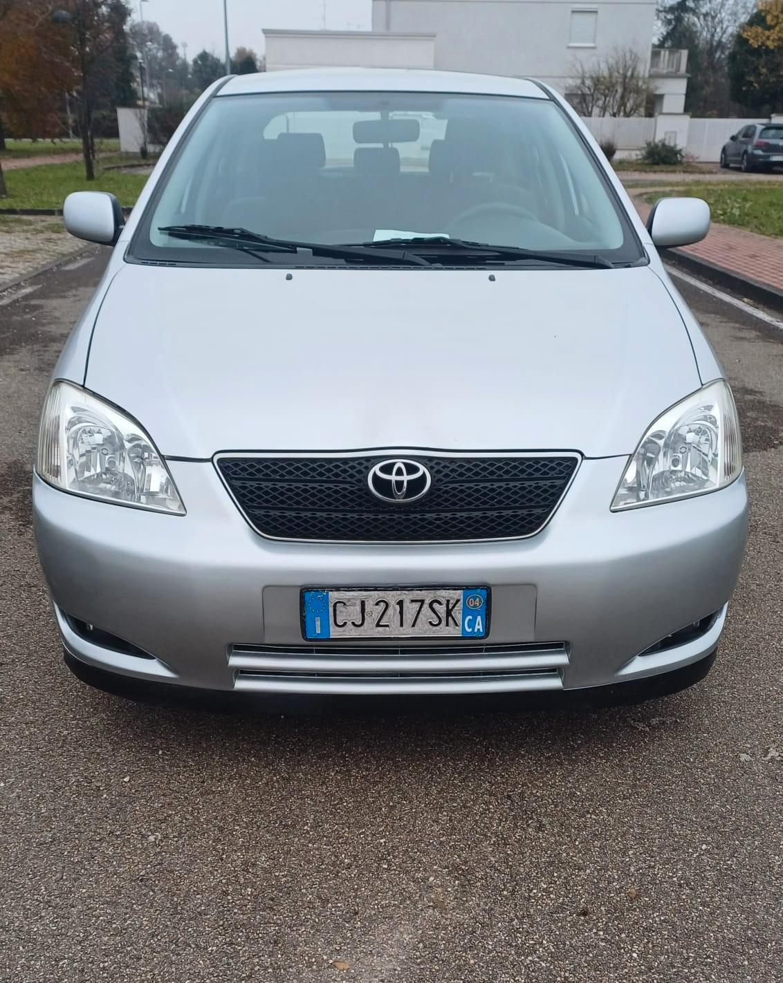 Toyota Corolla 2.0 16V D-4D 5 porte