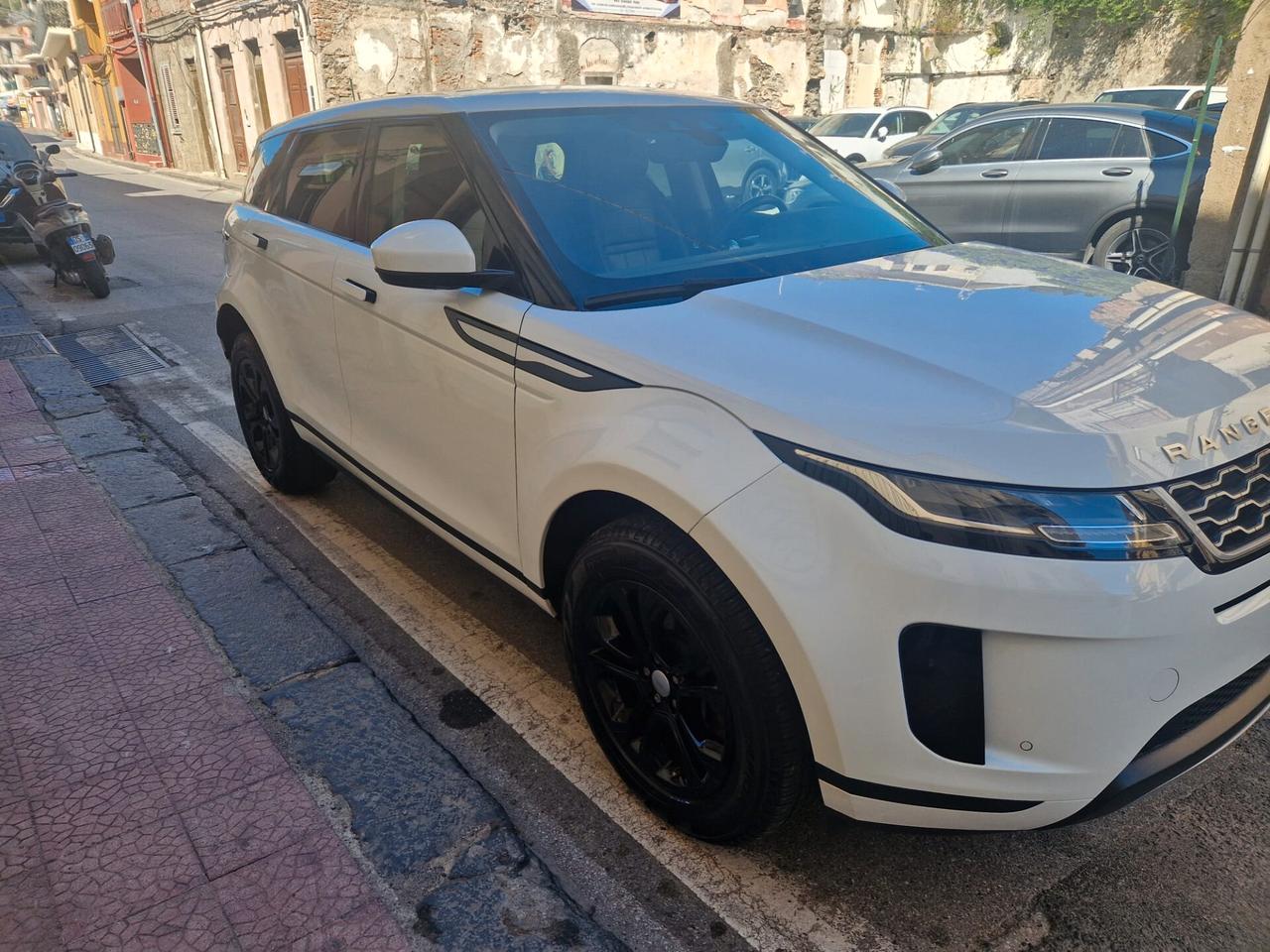 Land Rover Range Rover Evoque Range Rover Evoque 2.0D I4-L.Flw 150 CV AWD Auto R-Dynamic