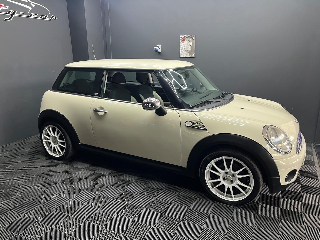MINI Cooper 1.4 Benzina 95 CV 2009 – Ottimo Stato