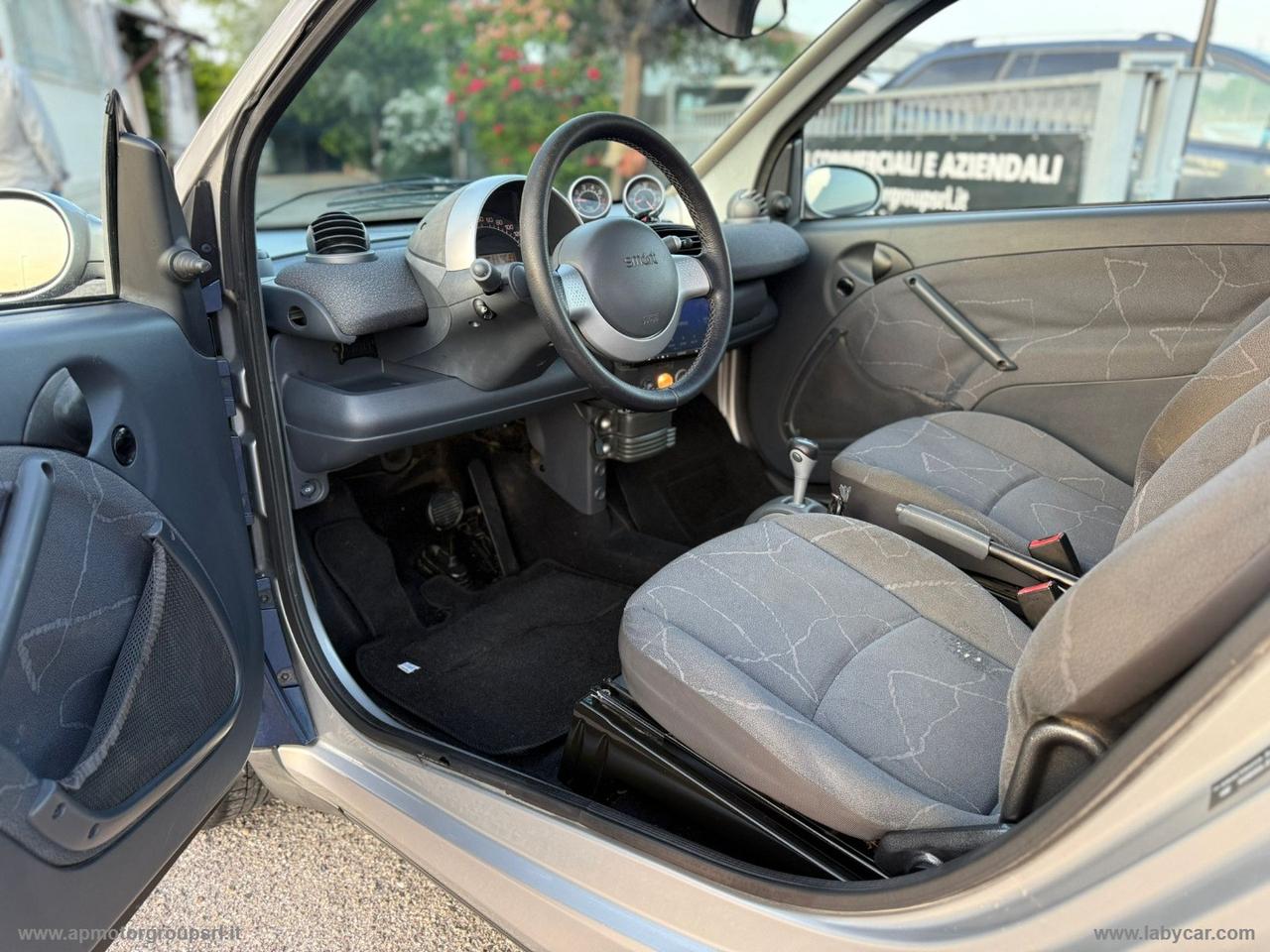 SMART fortwo 700CC coupé grandstyle