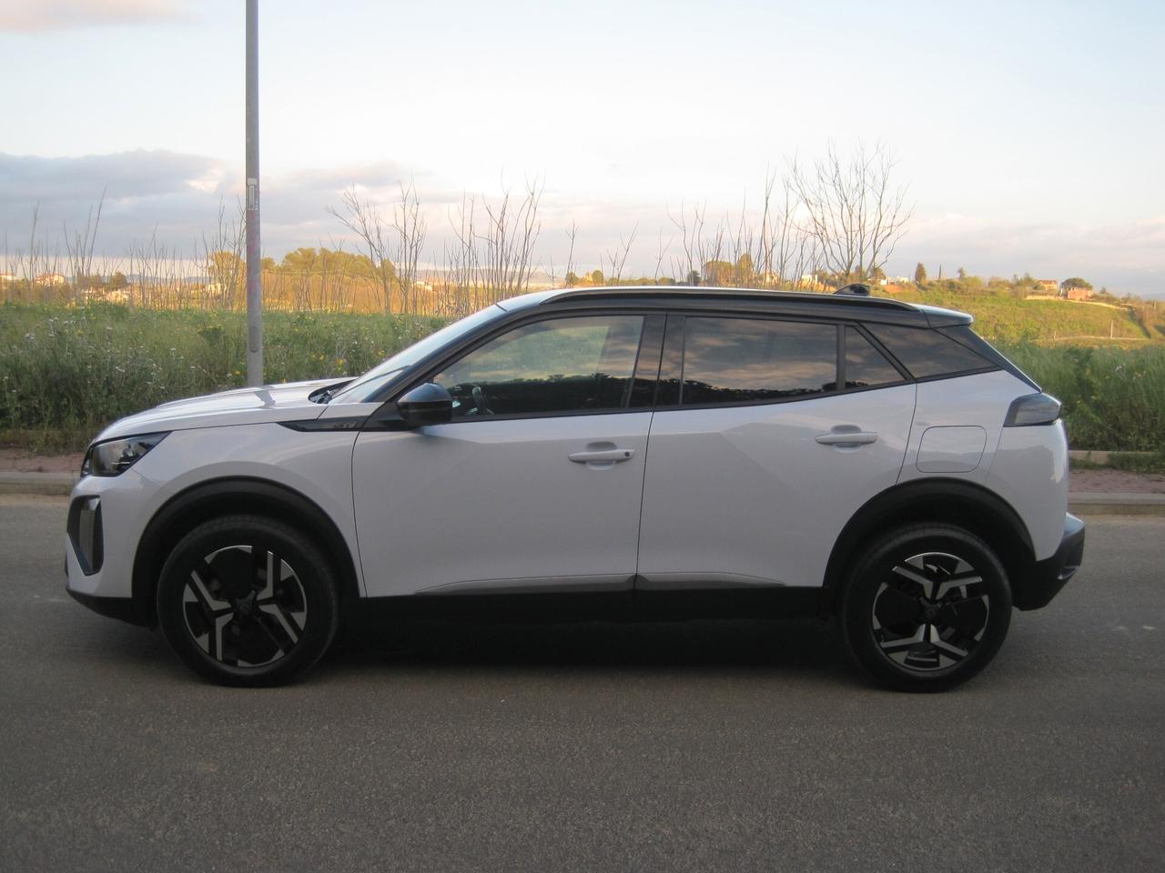 Peugeot 2008 PureTech 130 S&S EAT8 GT