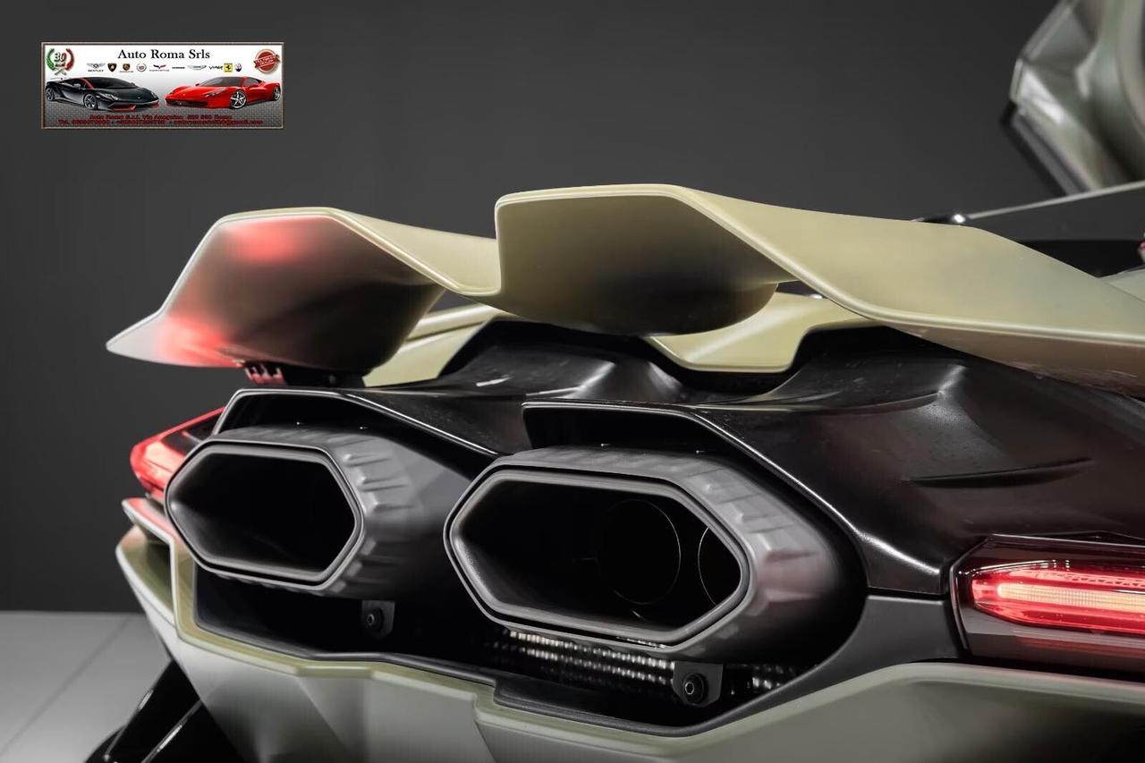 Lamborghini Revuelto 6.5 V12