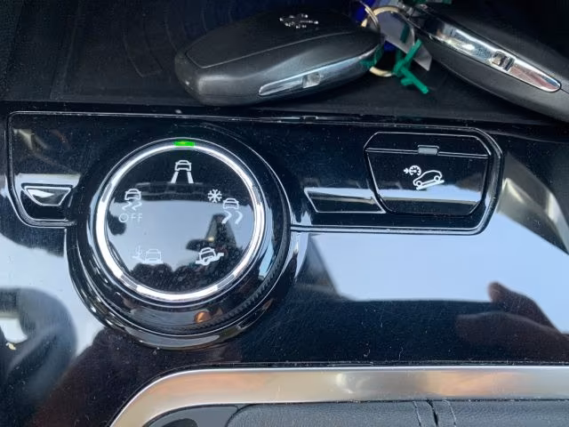 PEUGEOT 3008 BlueHDi 130 S&S Allure Pack