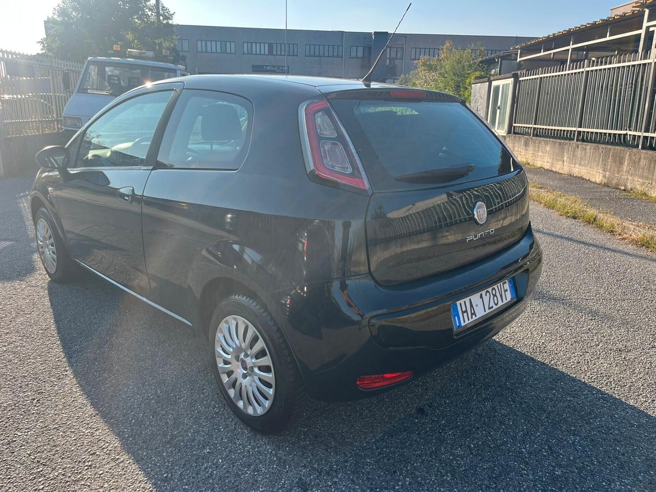 Fiat Punto Evo 1.2 3p neoptant. 99.000km