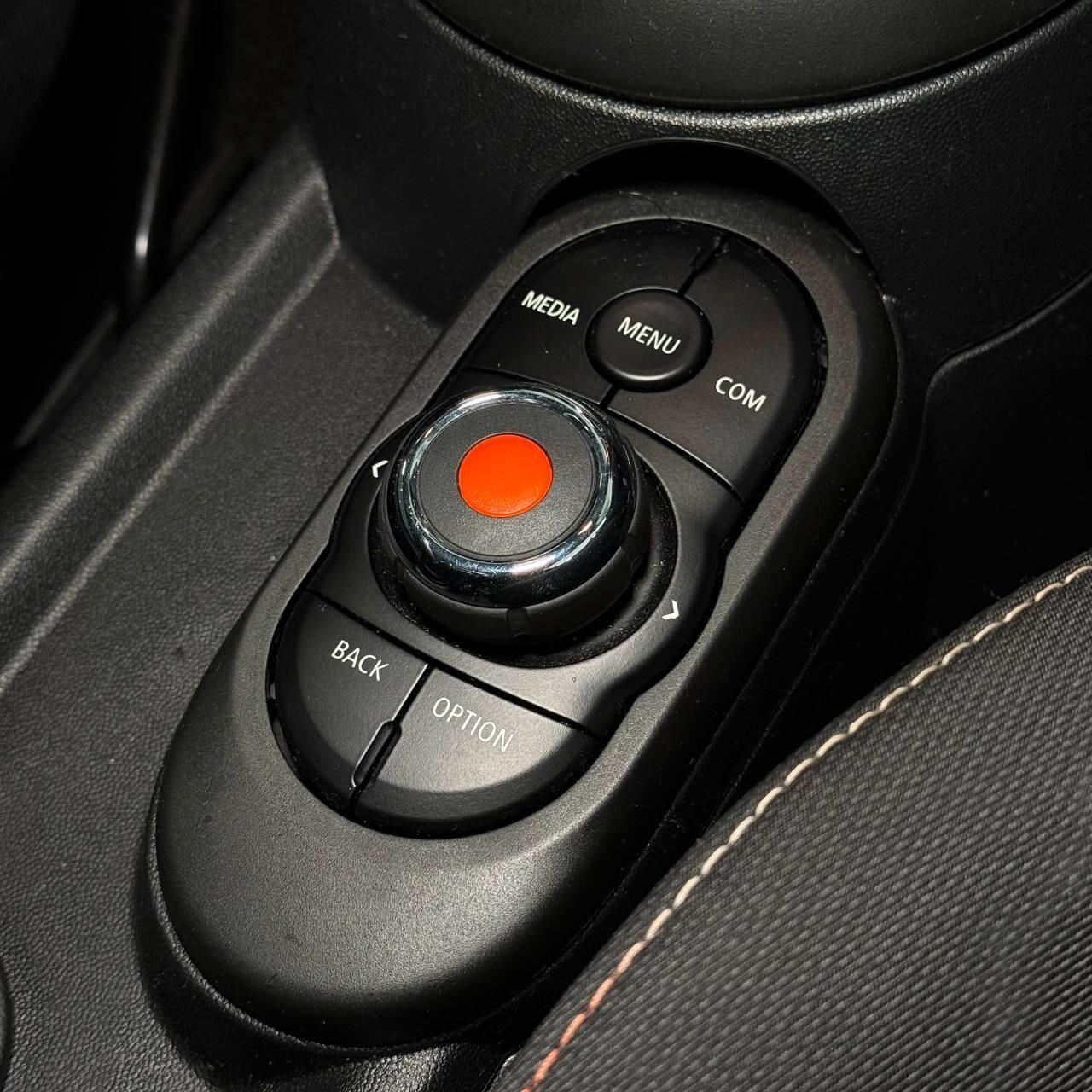 Mini 1.5 Cooper Business