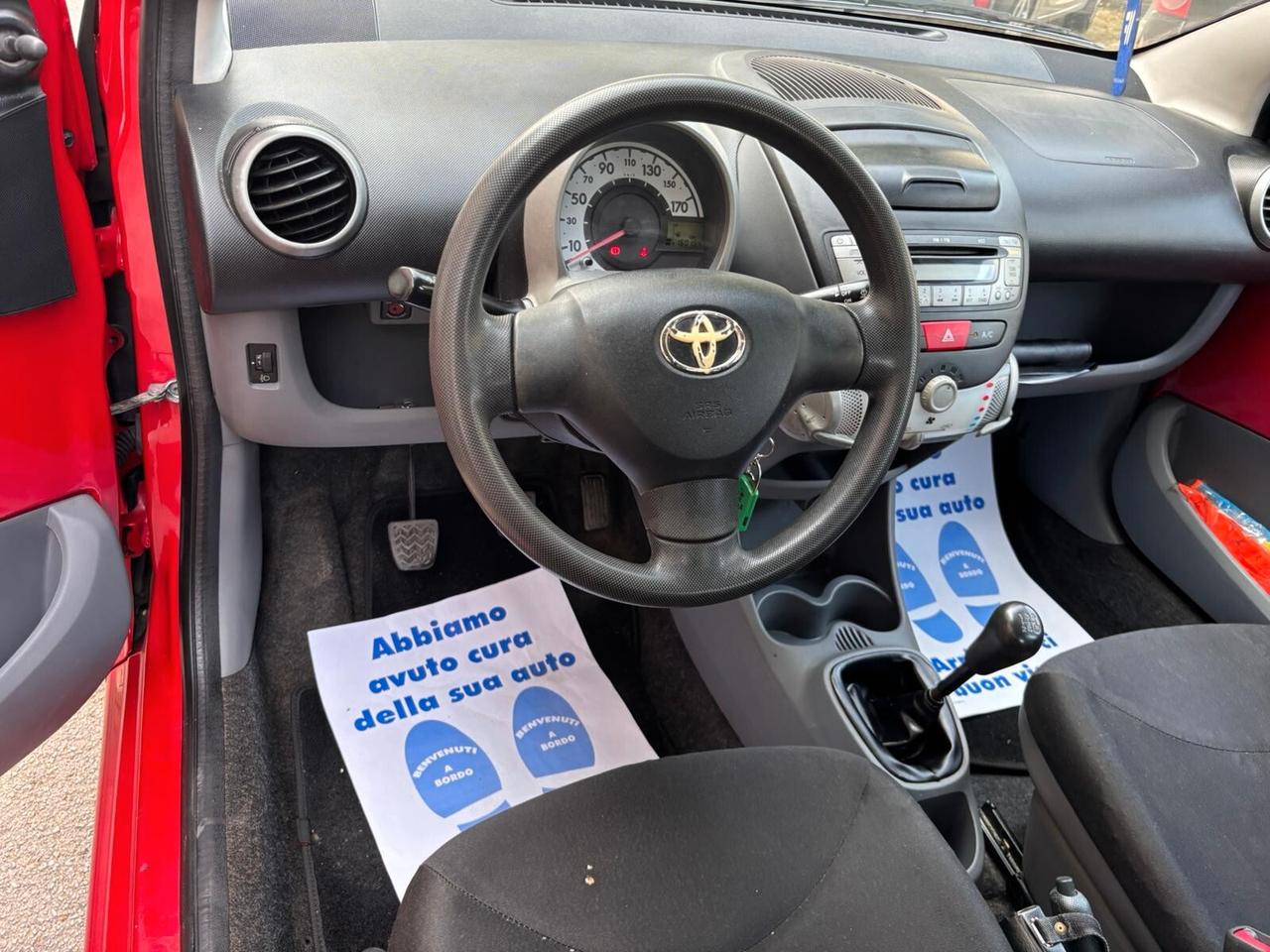 Toyota Aygo 1.0 12V VVT-i 5 porte Now Connect