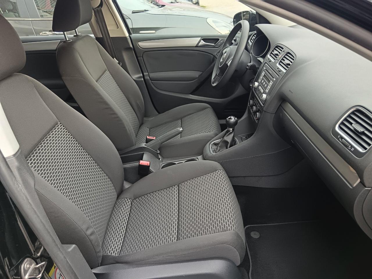 Volkswagen Golf 1.6 TDI 105CV NEOPATENTATI