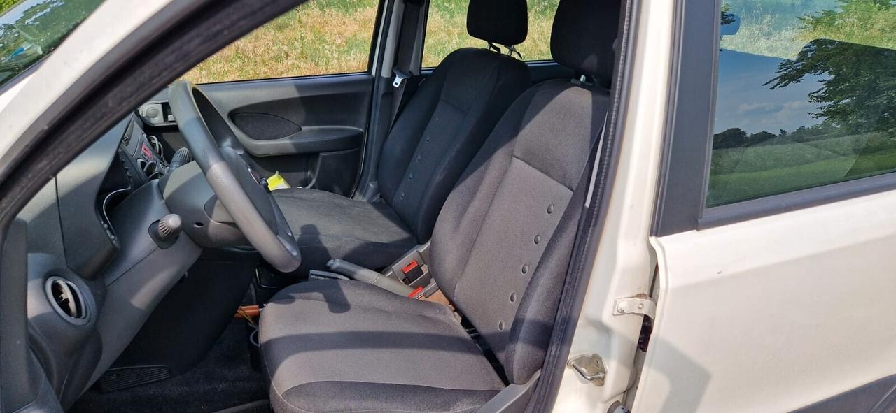 Fiat Panda 1.3 MJT 16V DPF 4x4 Climbing