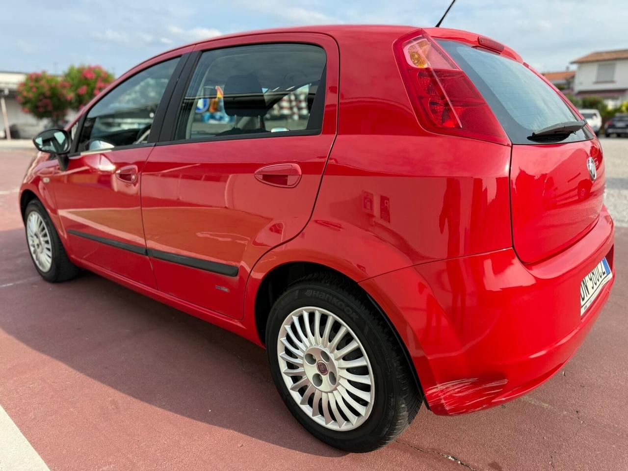Fiat Grande Punto AUTOMATICA 1.4 5 porte Dynamic GPL 2028