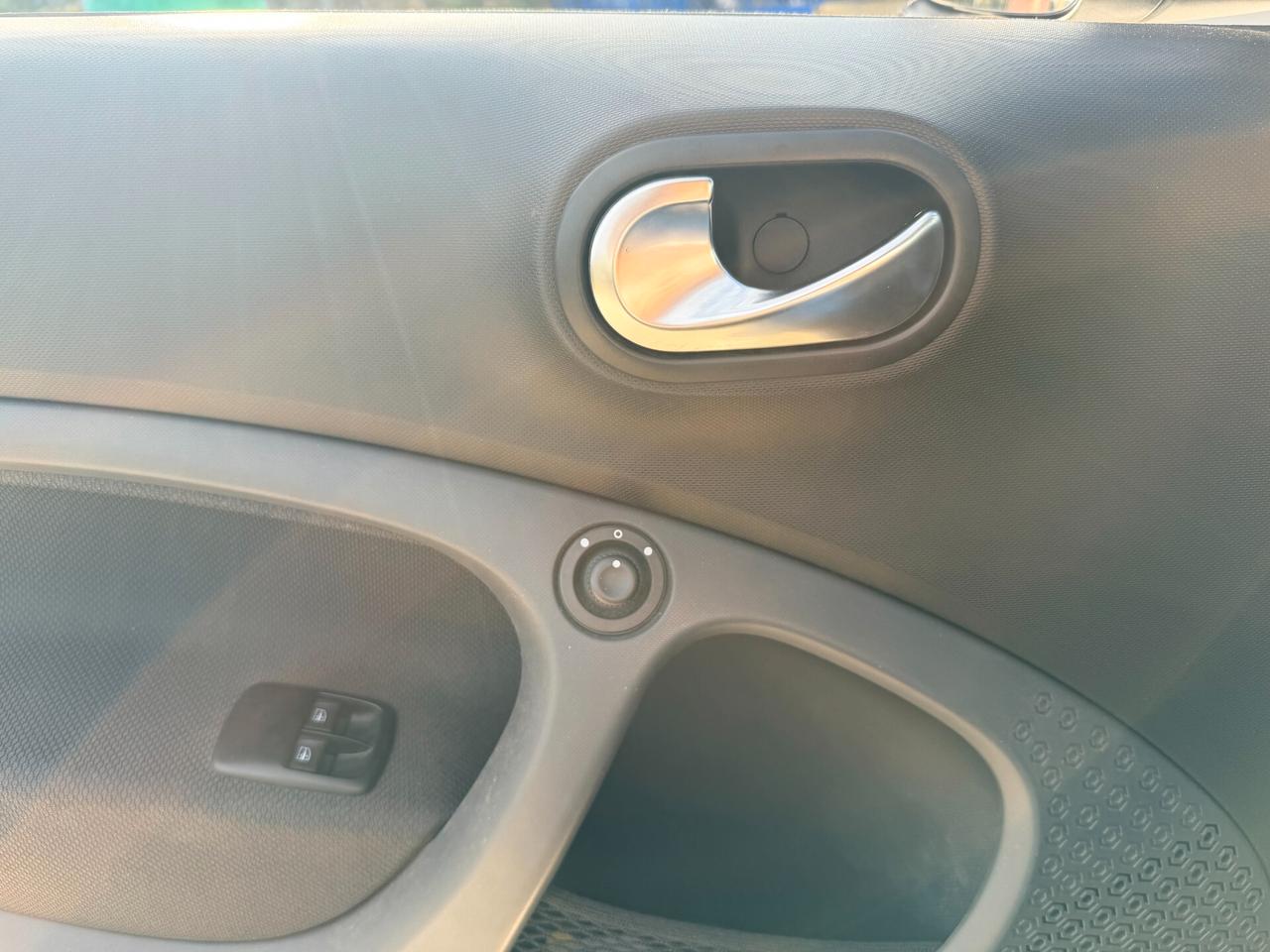Smart ForTwo EQ Passion 22kw Charger