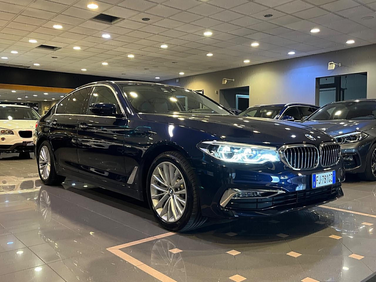 Bmw 530 530d xdrive Luxury 265cv auto 64.000 KM!!