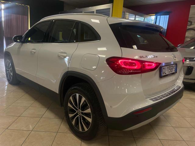 MERCEDES-BENZ GLA 250 e hybrid EQ Premium LED/NAVI/PELLE/TEL*
